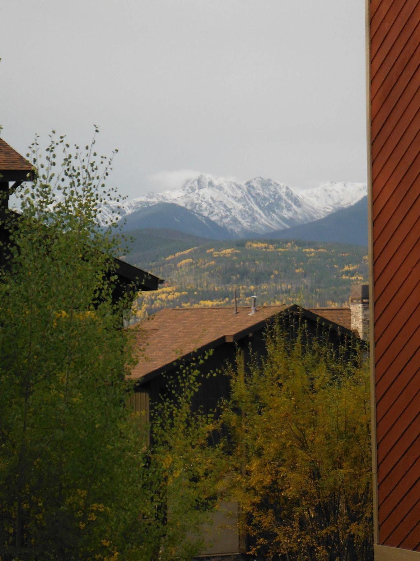 Indian Peaks Resort Fraser Bagian luar foto